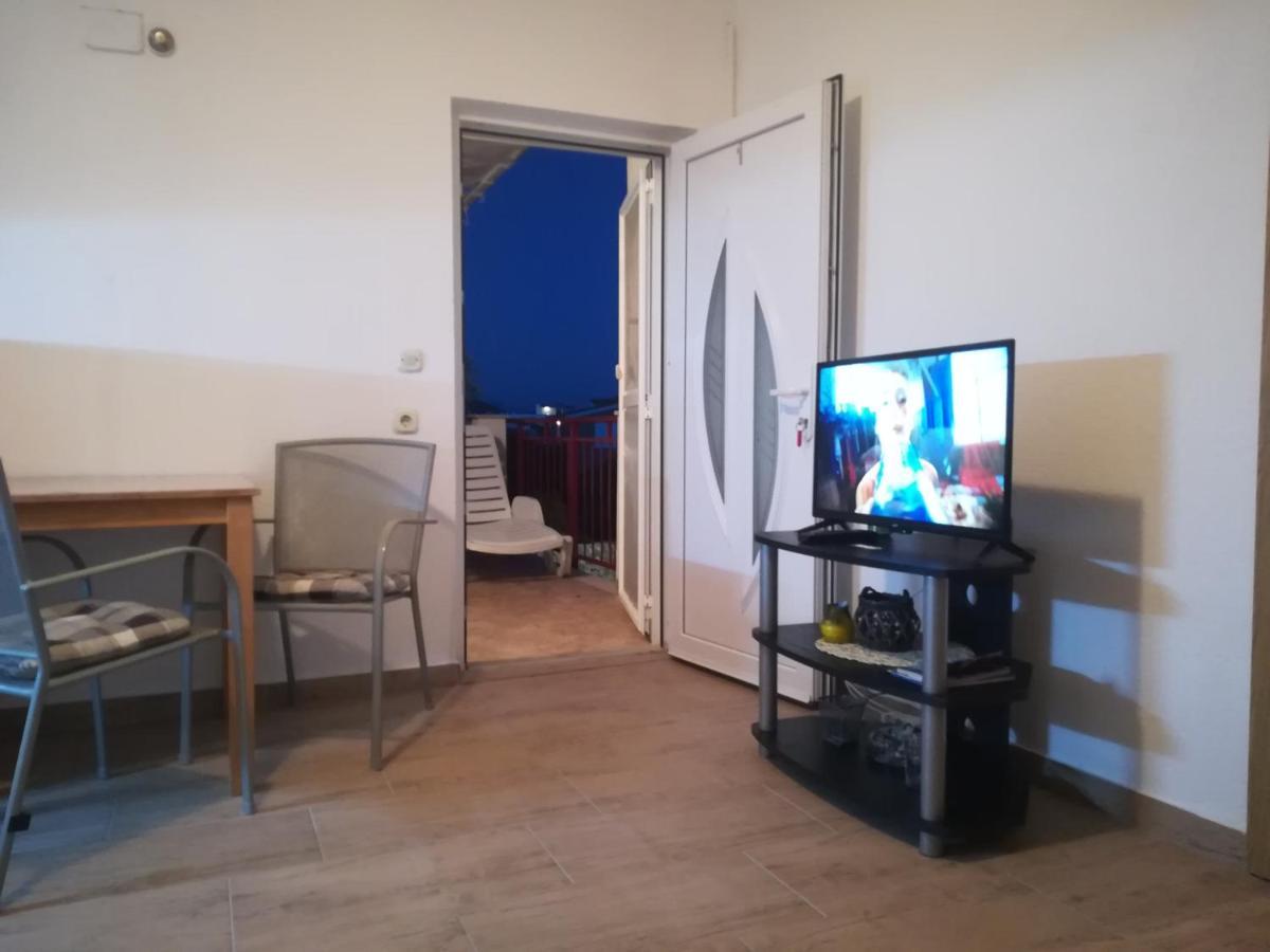 Apartman Lidija Ciovo 트로기르 외부 사진